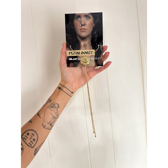 Lord Violet Bolo Tie Fleur - Picture 2 of 2